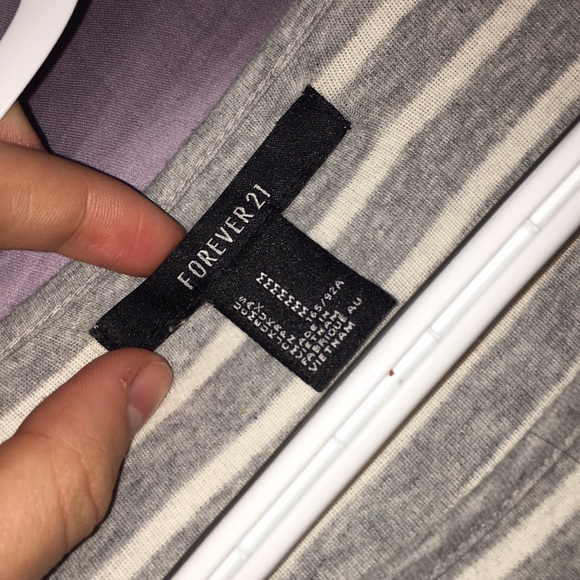 Forever 21 shirt!!! - Picture 2 of 4